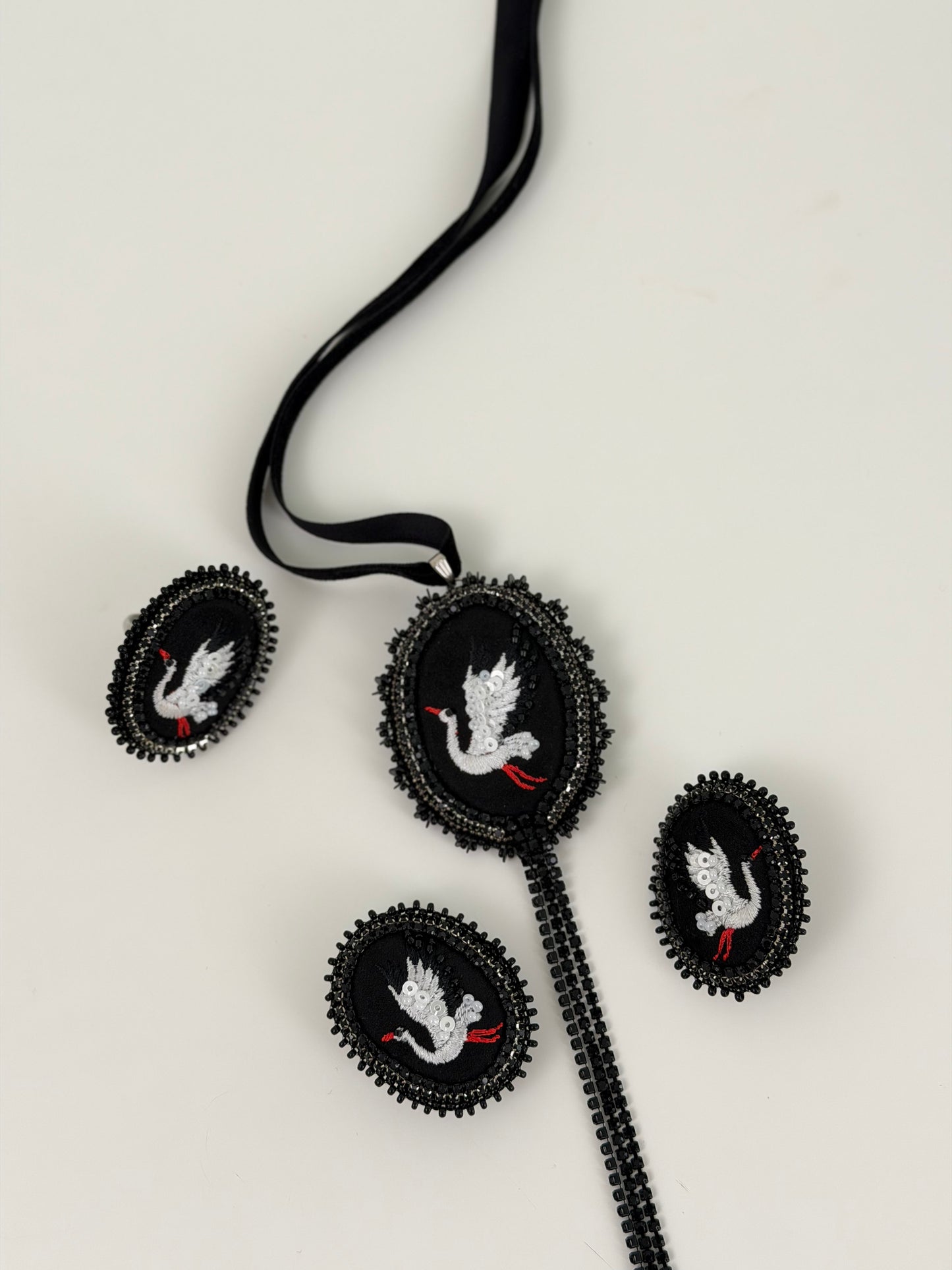 Lelekas Choker
