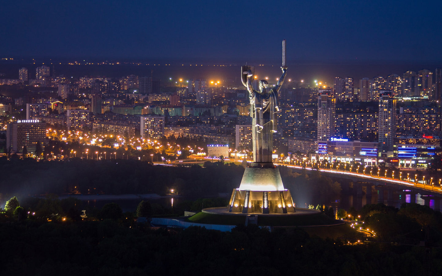 Пазл нічний Київ